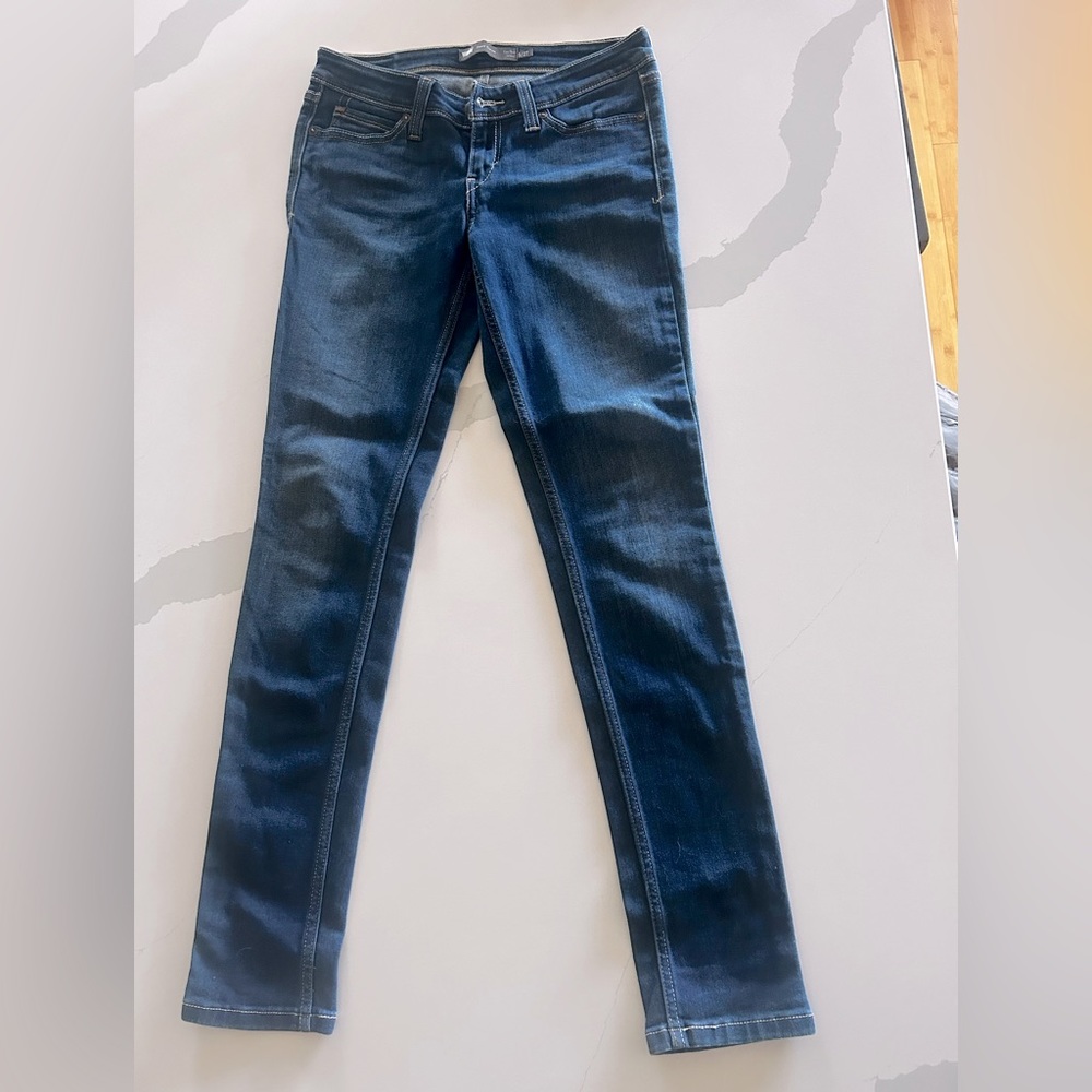 Levis Demi curve Low rise jeans